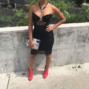 Beautiful strapless double lined lace dress